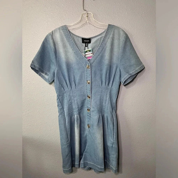 NWT Heyson Soft  & Light Jean/Denim Cotton Blend one piece Romper Sz SM Vacation - Picture 1 of 5